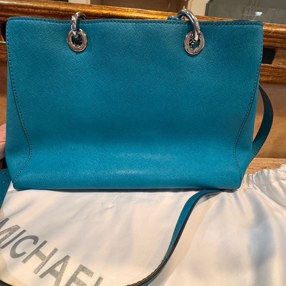 Michael Kors Cynthia Turquoise Shoulder Bag - Picture 5 of 7